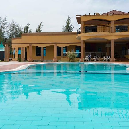 Nican Resort Hotel Seguku Entebbe Katale Exterior photo
